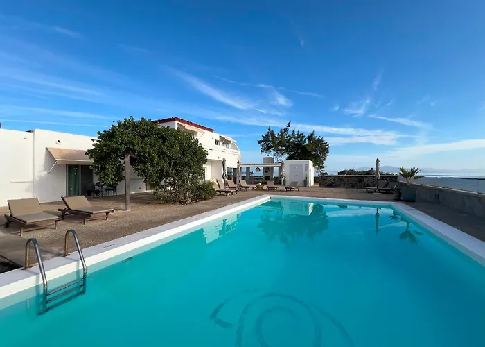 Helene Holidays - Boutique 2* Corralejo