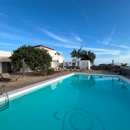 Hélène Holidays - Boutique 2* Corralejo