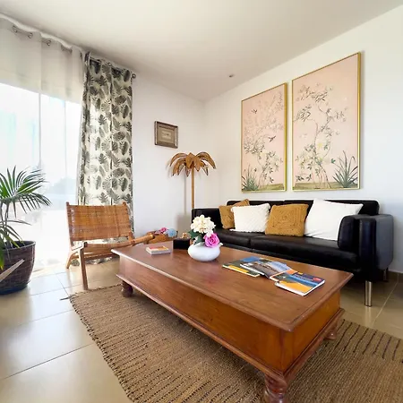 Helene Holidays - Boutique Hotel