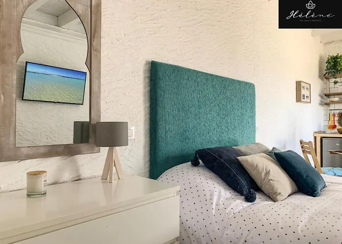 Helene Holidays - Boutique 2*