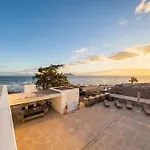 Helene Holidays - Boutique Corralejo