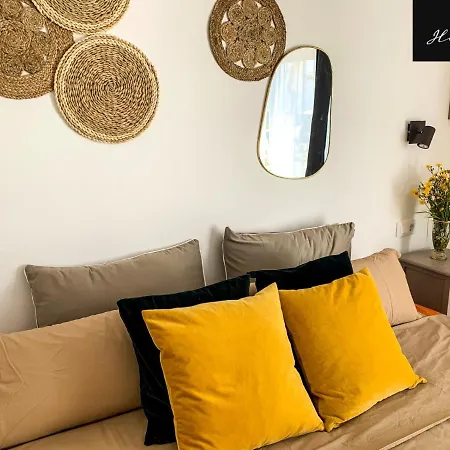 Helene Holidays - Boutique Hotel