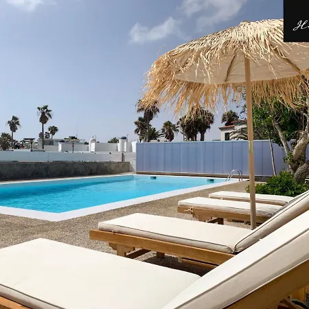 Helene Holidays - Boutique 2*