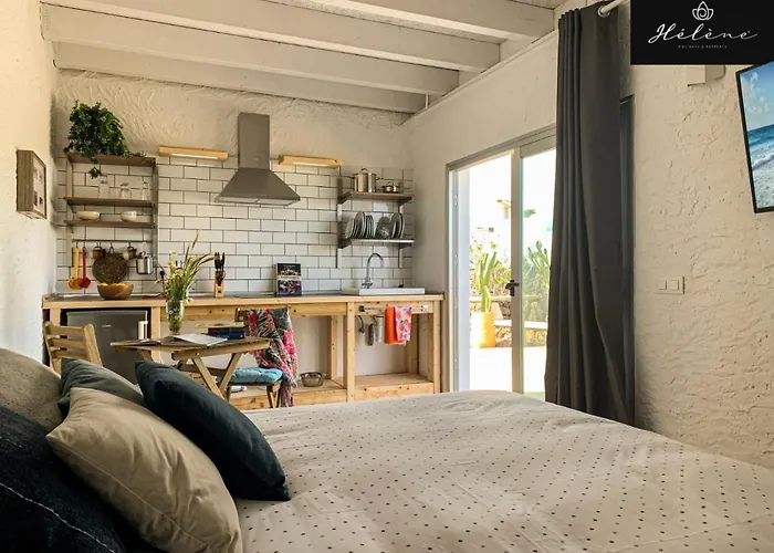 Helene Holidays - Boutique Hotel