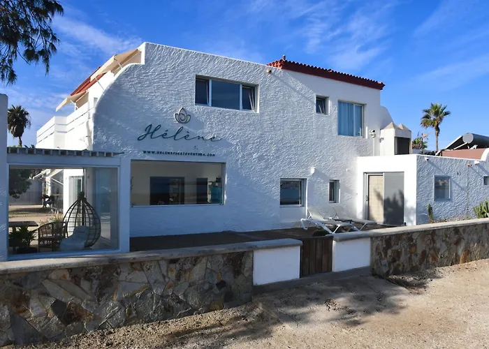 Hélène Holidays - Boutique 2*