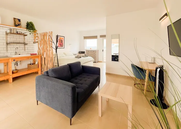 Hélène Holidays - Boutique