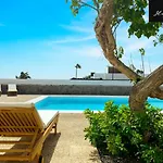 מלון Helene Holidays - Boutique 2*